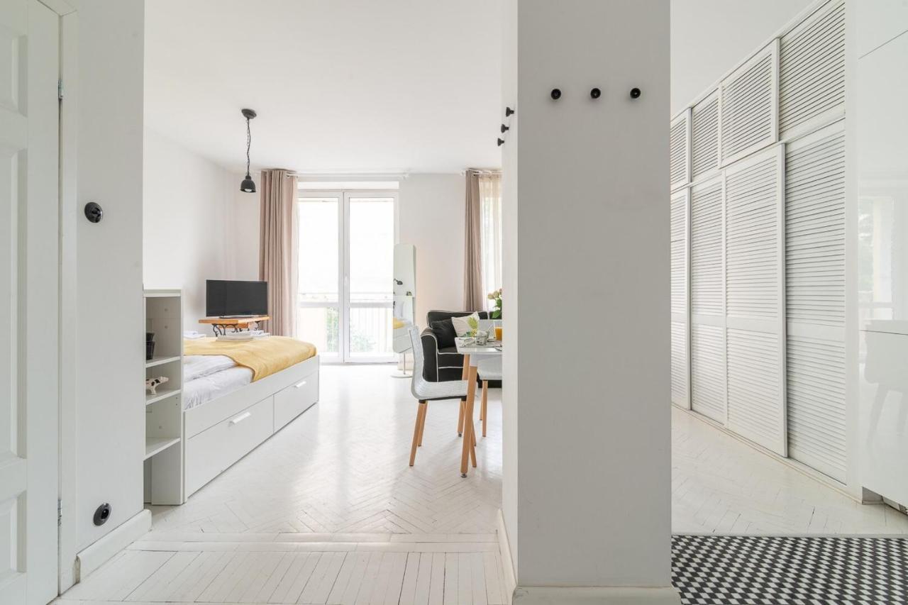 Rent Like Home - Wilcza 22A Varsó Kültér fotó